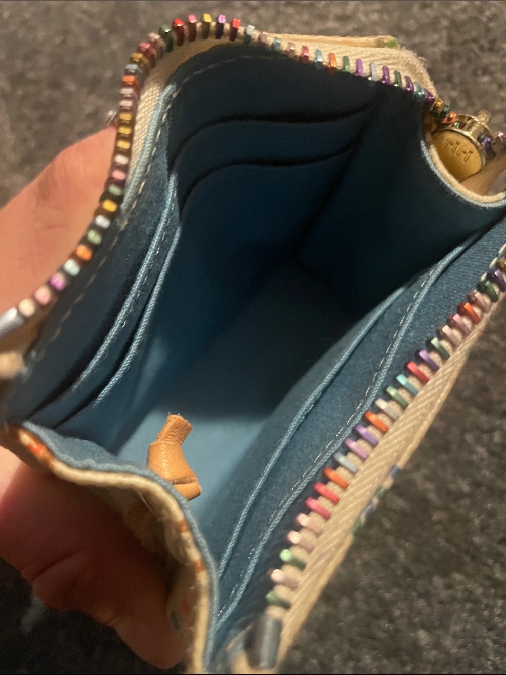 Dooney & Bourke monogram vintage 90’s y2k wallet with charm - Picture 10 of 10